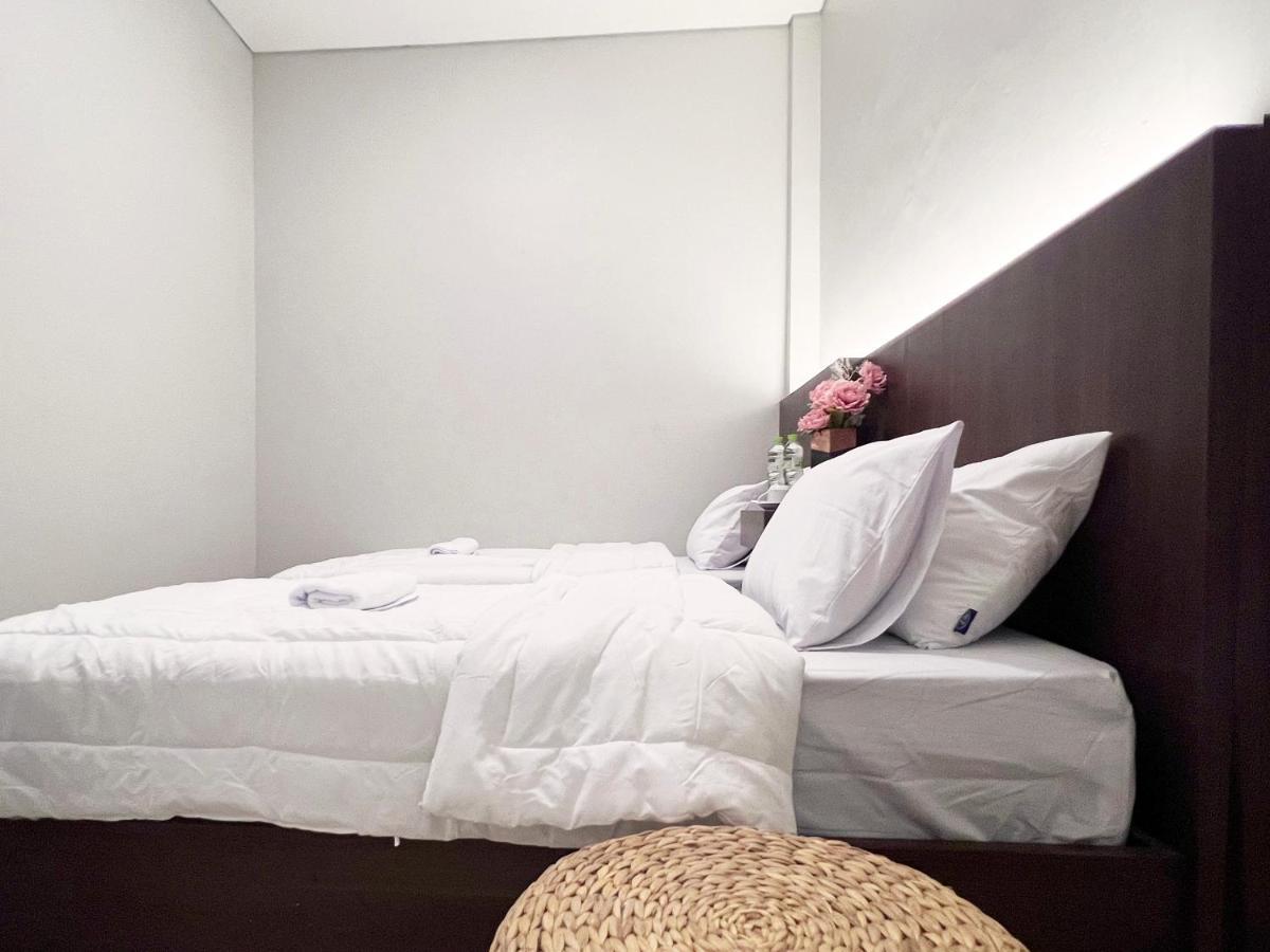 Sleep Studio Hotel City Center Surabaya Exterior photo